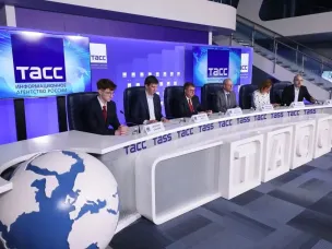 15 школьников представят Россию на 60-й Международной Менделеевской олимпиаде по химии, которая пройдет в Москве