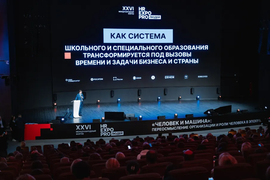 Сергей Кравцов: «Порядка 63% выпускников 9-х классов и 12% выпускников 11-х классов выбирают обучение в колледжах»