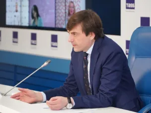Сергей Кравцов: «С 2019 года в России было построено 1600 детских садов»