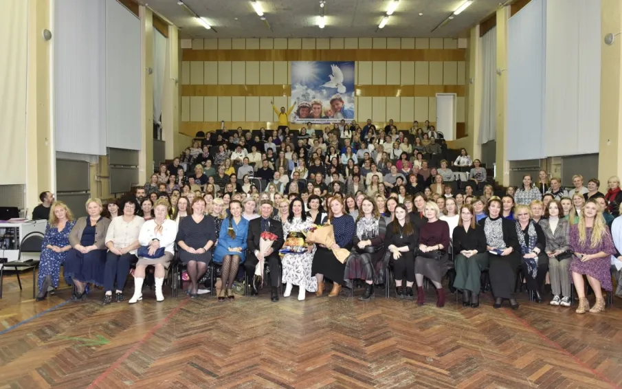 Наука, искусство и вера: легендарный педагог Шалва Амонашвили поделился профессиональными секретами с нижегородскими учителями