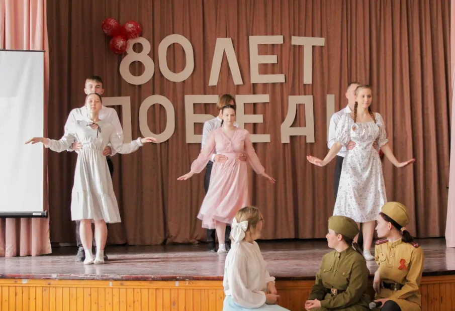 Почти 200 тысяч юных нижегородцев приняли участие во Всероссийской историко-патриотической акции «Линейка памяти» в этом году