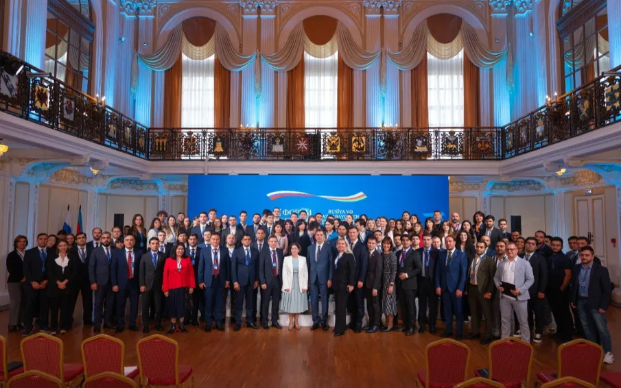 100 молодежных лидеров России и Азербайджана принимают участие в международном форуме в Нижнем Новгороде